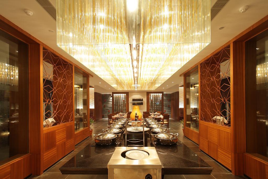 ניו דלהי Oodles Hotel מראה חיצוני תמונה